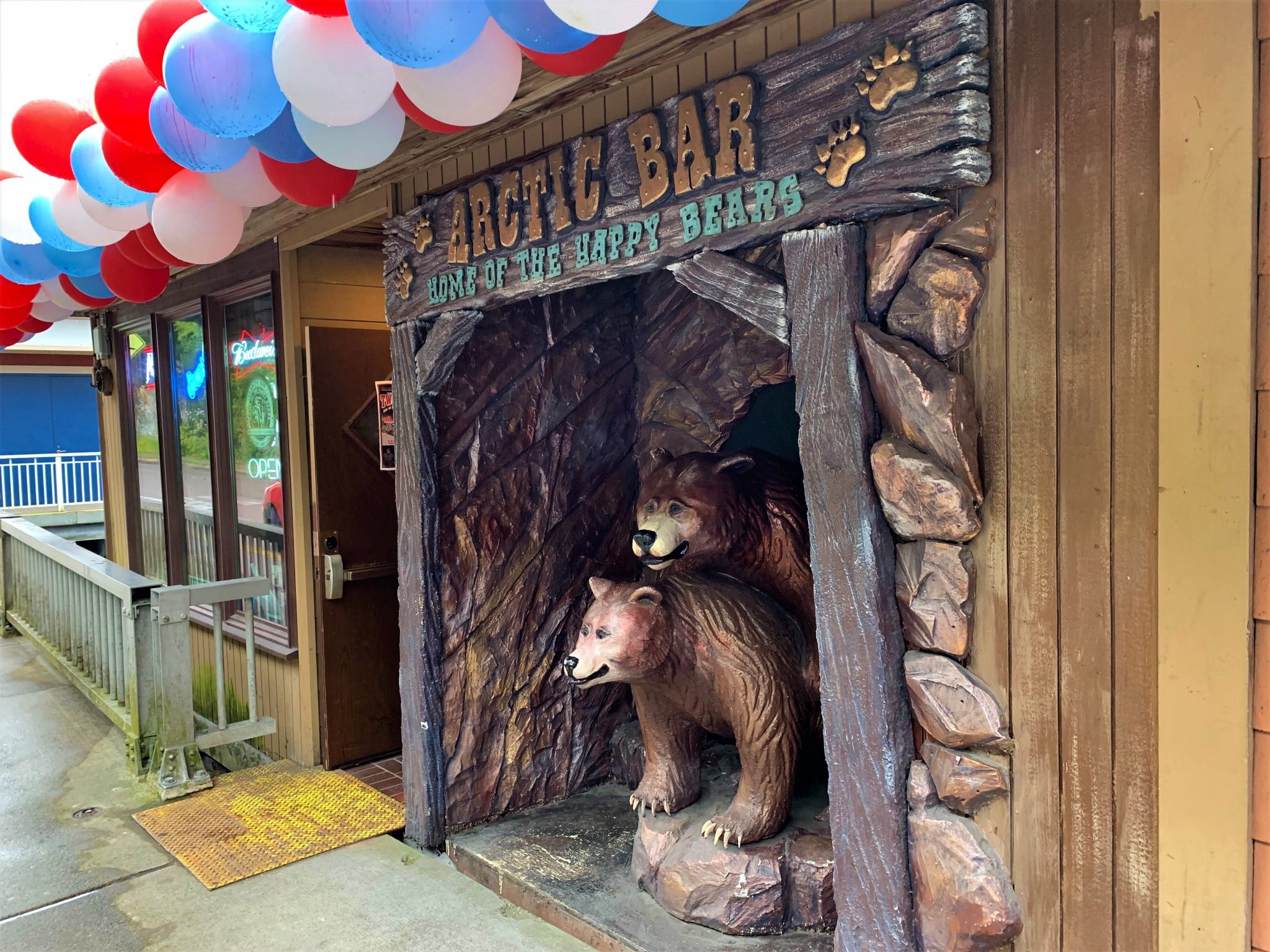 an-emotional-roller-coaster-how-ketchikan-s-oldest-bar-is-weathering